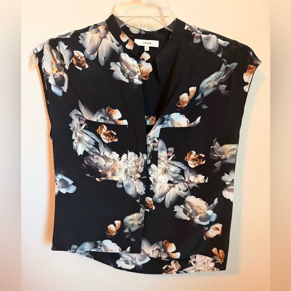 Vince Floral Black Women's Top